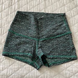 Lululemon Boogie Shorts Size 6